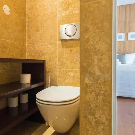 Apartman Charming In Chiado - *