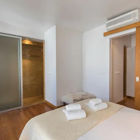 Charming In Chiado - Apartman Lisboa