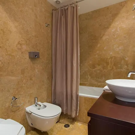 Charming In Chiado -